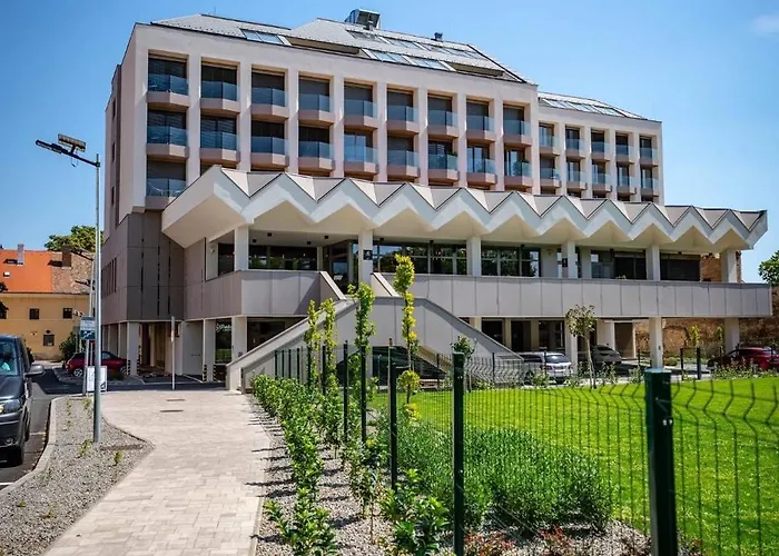 R&m Διαμέρισμα Πετς